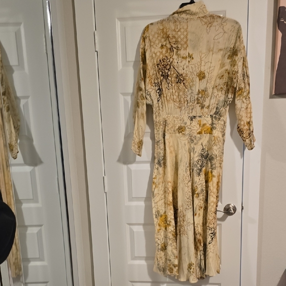 Massimo Dutti Cream and Brown Long Sleeve Dress - Picture 4 of 4